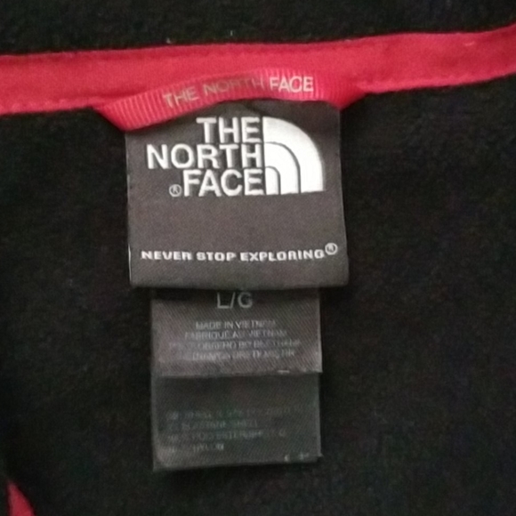 North Face Fleece Jacket - Picture 4 of 10